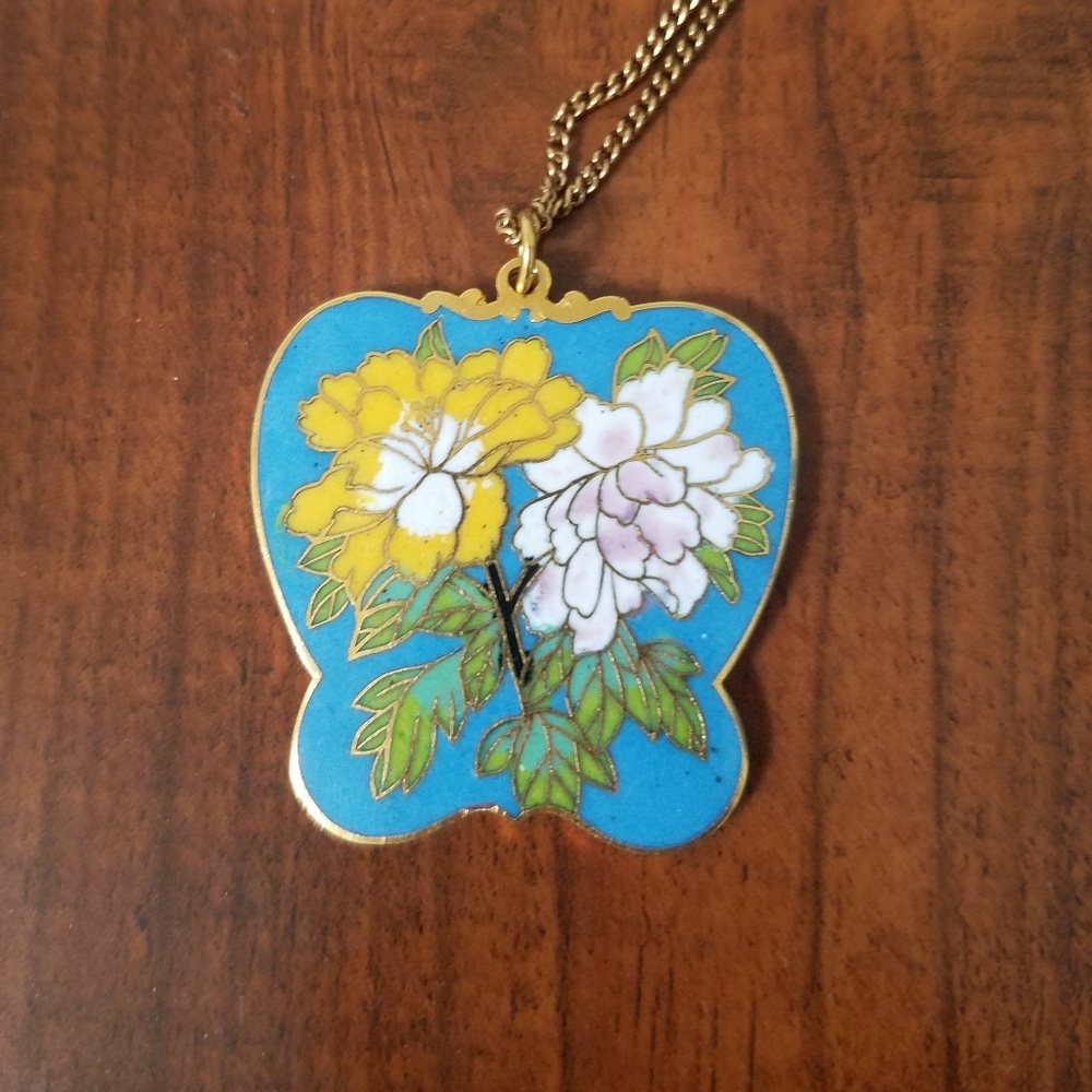 Vintage necklace.